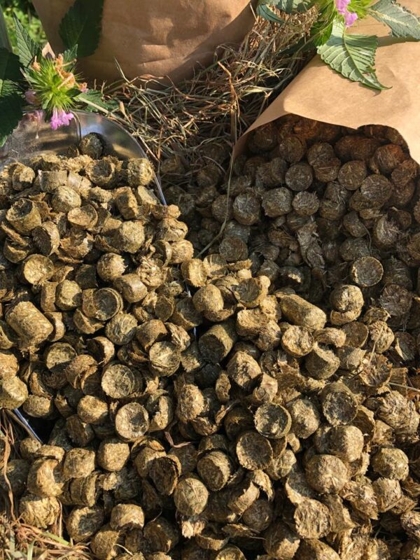 Heucobs Sonnengetrocknet – 500 kg – 25 x 20 kg – Bild 2